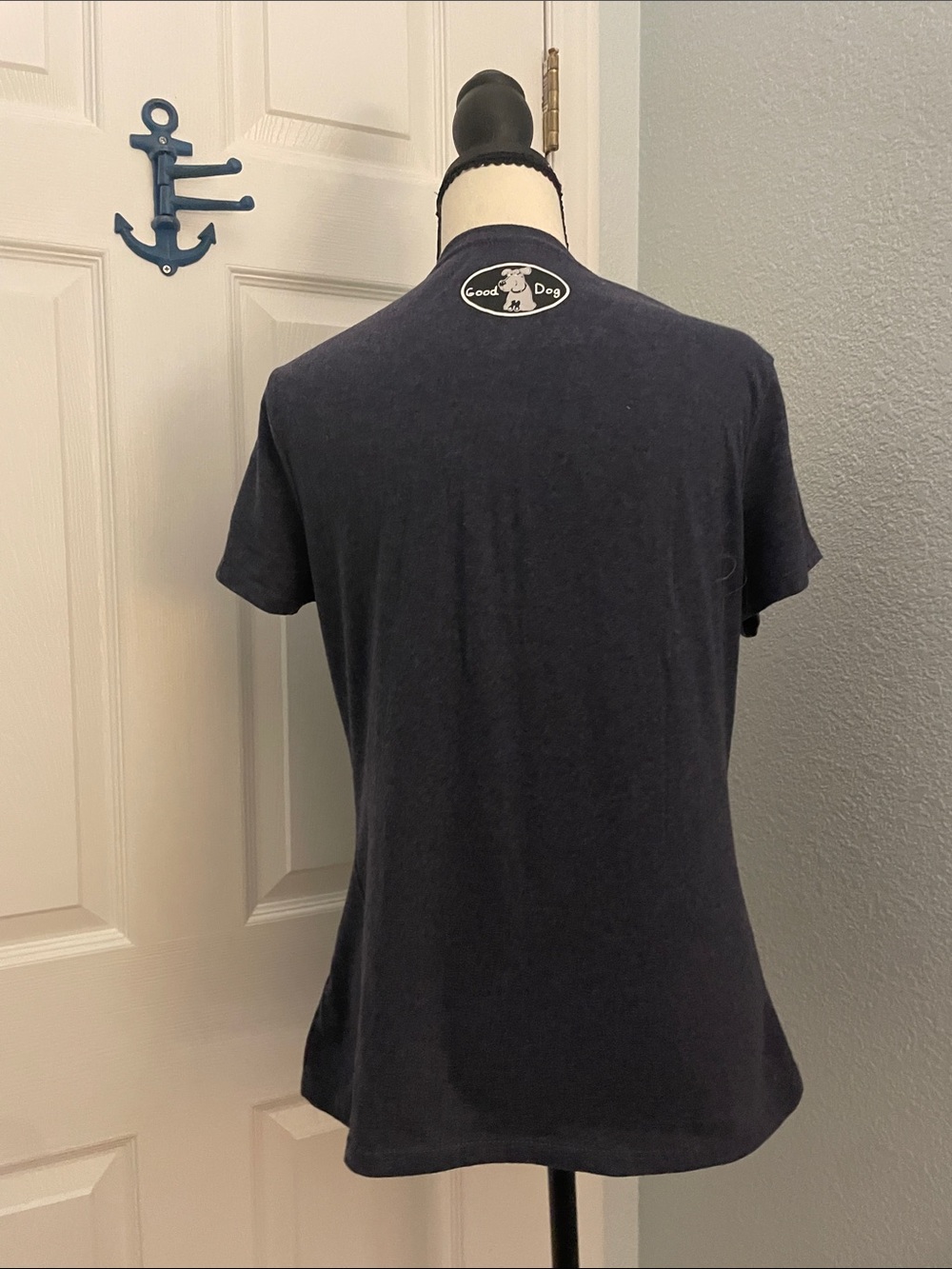 Hanes Black Short Sleeve Tee "Good Dog" Graphic - Picture 3 of 6